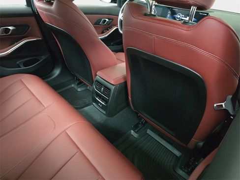 Used 2025 BMW 330i xDrive Sedan w/ M Sport Package image 14