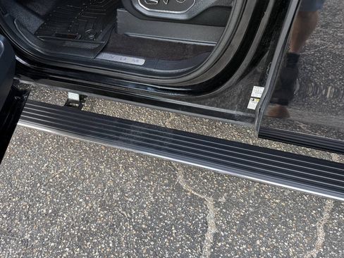 Used 2018 Ford Expedition Max Platinum RWD image 16