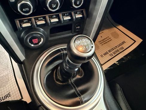 Used 2020 Toyota 86 GT image 12