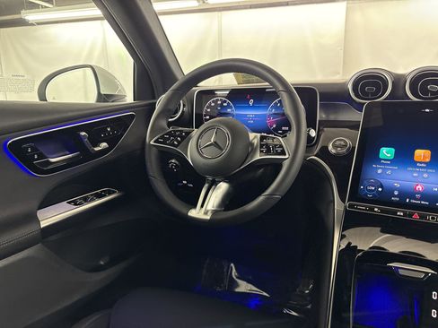 Certified 2026 Mercedes-Benz GLC 300 image 28