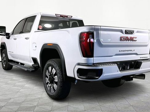 New 2026 GMC Sierra 2500 Denali w/ Denali Reserve Package AWD/4WD image 4