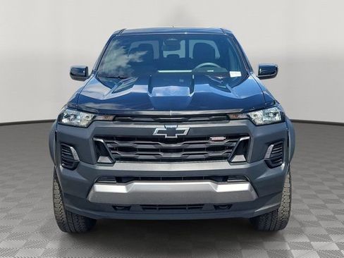 Used 2024 Chevrolet Colorado Trail Boss w/ Advanced Trailering Package AWD/4WD image 2