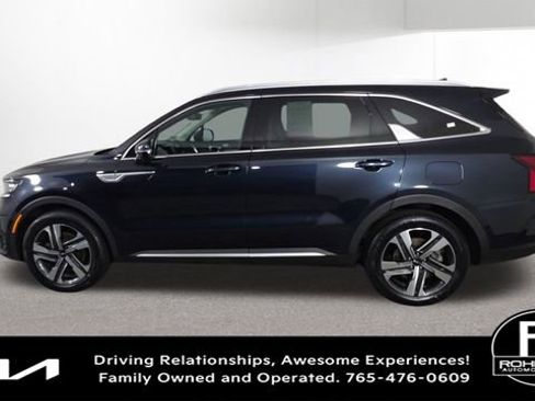 Used 2023 Kia Sorento SX Prestige image 5