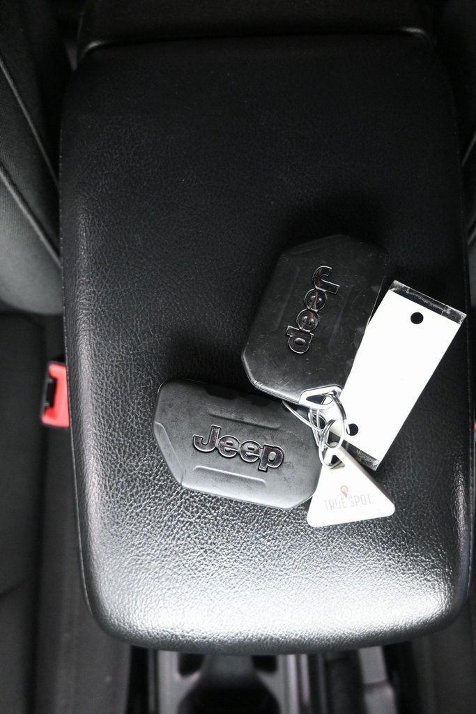 Used 2021 Jeep Wrangler Unlimited Sport AWD/4WD image 16