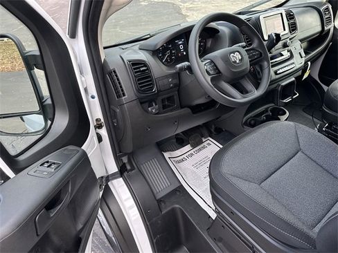 Used 2025 RAM ProMaster 2500 image 31