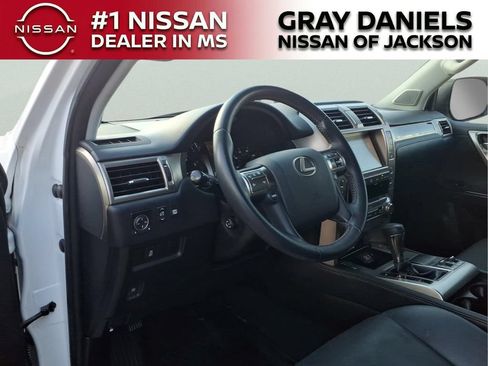 Used 2017 Lexus GX 460 Premium AWD/4WD image 10