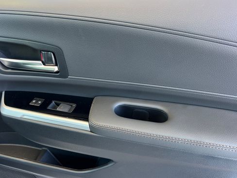 New 2026 Toyota Sienna Platinum AWD/4WD image 20