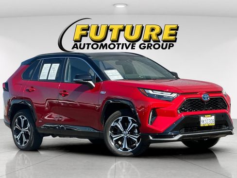 Used 2024 Toyota RAV4 XSE w/ Premium Package AWD/4WD image 1