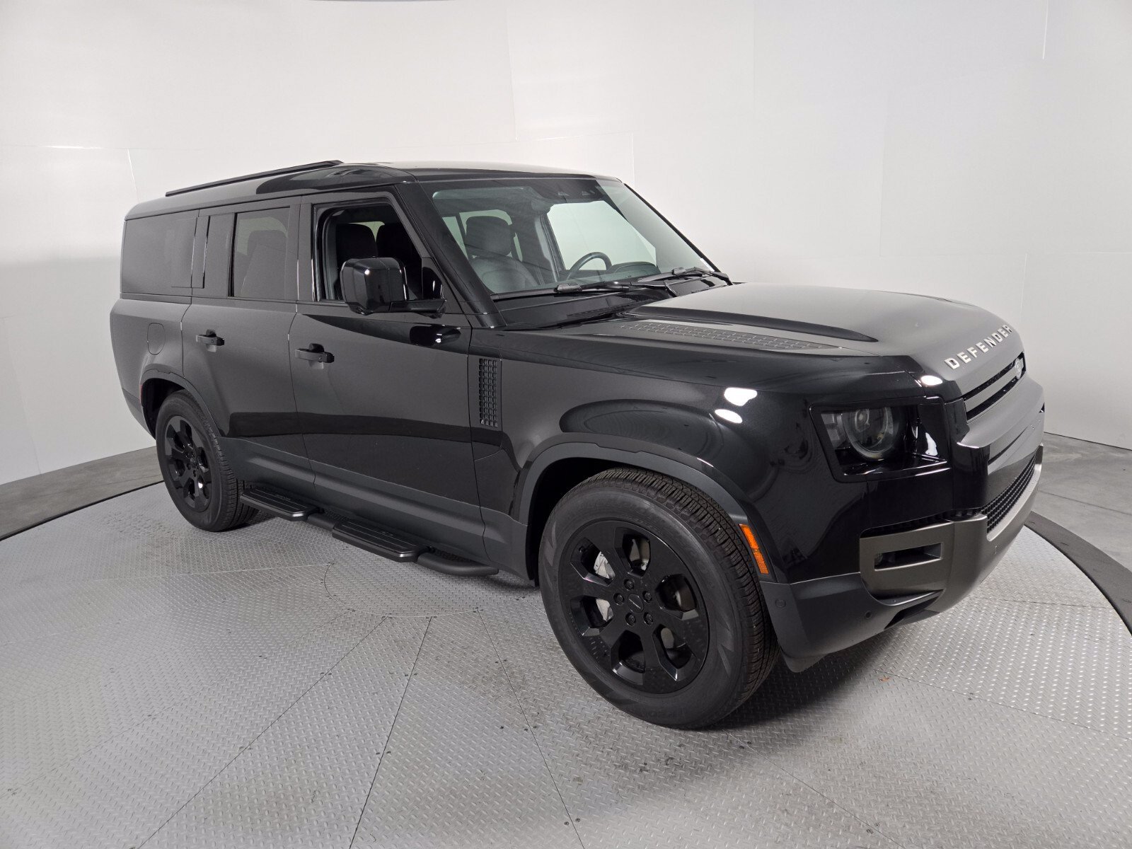 Used 2026 Land Rover Defender 130 S AWD/4WD image 16