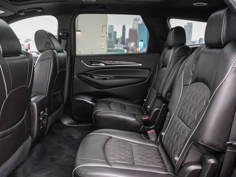 Used 2023 Buick Enclave Avenir w/ Avenir Technology Package FWD image 18