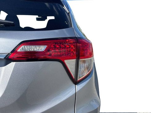 Used 2022 Honda HR-V EX image 32