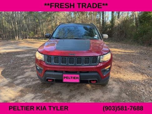 Used 2018 Jeep Compass Trailhawk w/ Navigation Group image 2