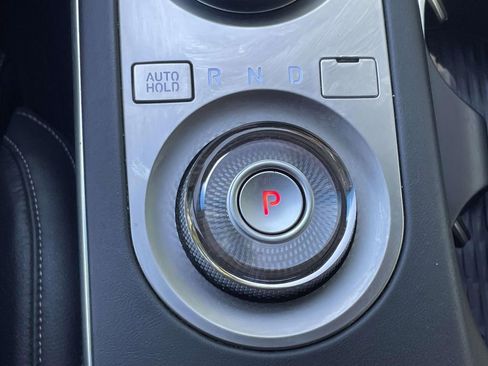 Used 2025 Genesis GV70 2.5T AWD/4WD image 29