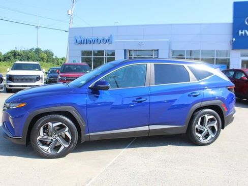 Used 2022 Hyundai Tucson SEL w/ Convenience + Premium Package FWD image 2