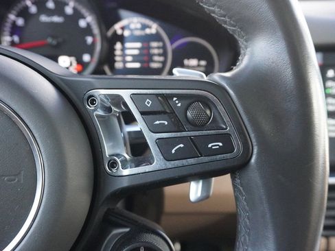 Used 2020 Porsche Cayenne Turbo AWD/4WD image 53