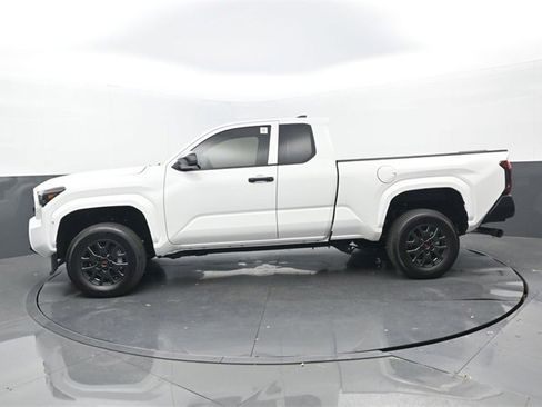 Used 2024 Toyota Tacoma SR image 21