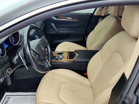 Used 2019 Maserati Ghibli S image 23