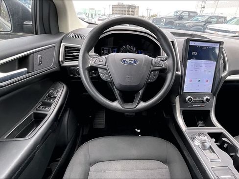 Used 2023 Ford Edge SE AWD/4WD image 14