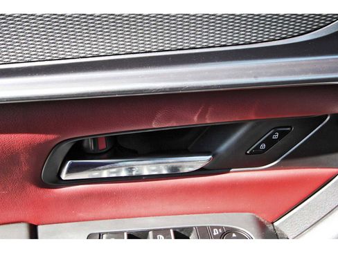 Used 2025 MAZDA CX-70 3.3 Turbo S w/ Premium Package image 19