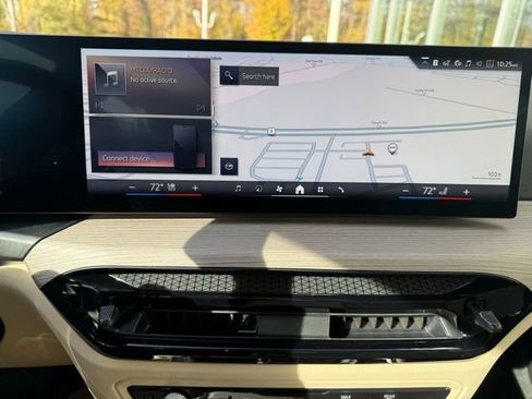 Used 2025 BMW 330i xDrive Sedan w/ Premium Package image 14