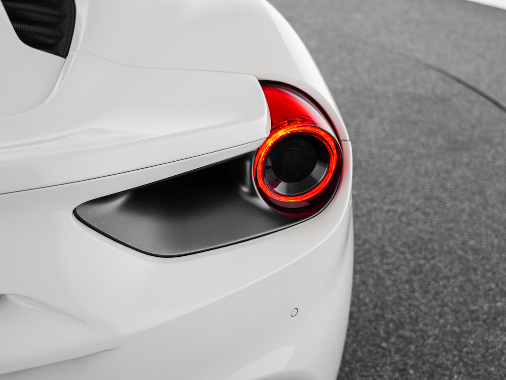 Used 2018 Ferrari 488 Spider RWD image 47
