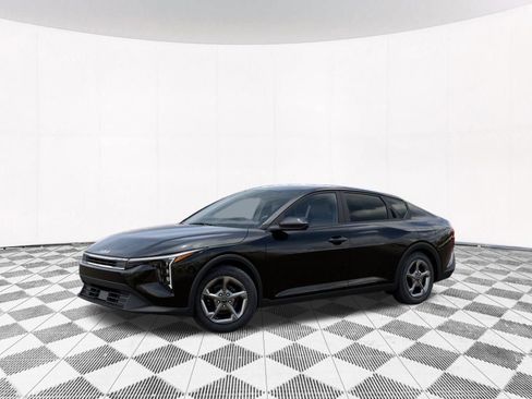 New 2026 Kia K4 FWD image 3