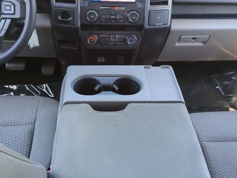 Certified 2019 Ford F150 XLT image 19