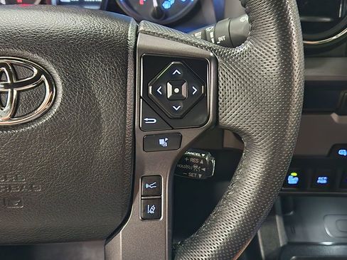 Used 2021 Toyota Tacoma TRD Sport w/ Technology Package RWD image 40