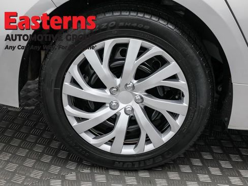 Used 2023 Toyota Corolla LE image 28