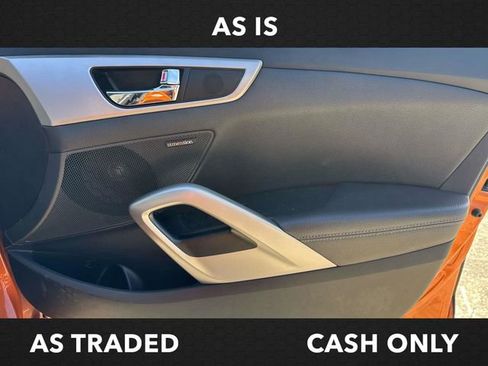 Used 2016 Hyundai Veloster w/ Option Group 03 image 16