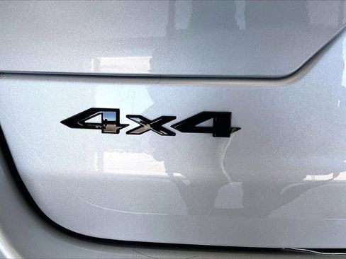 Used 2025 Jeep Grand Cherokee Altitude image 31