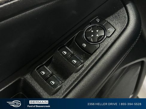 Used 2022 Ford Edge SEL image 17