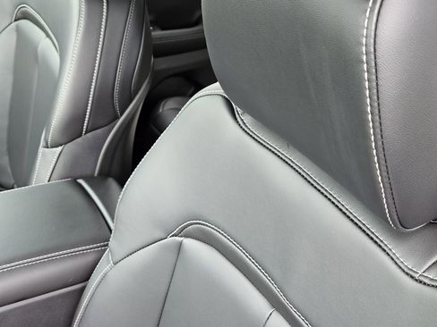 New 2025 Jeep Grand Cherokee Limited image 24