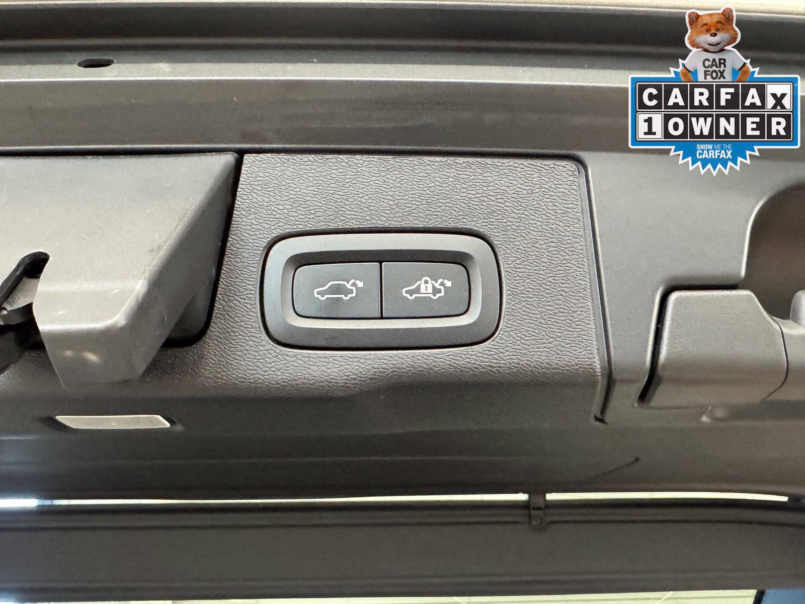 Used 2023 Volvo XC60 B5 Ultimate AWD/4WD image 46