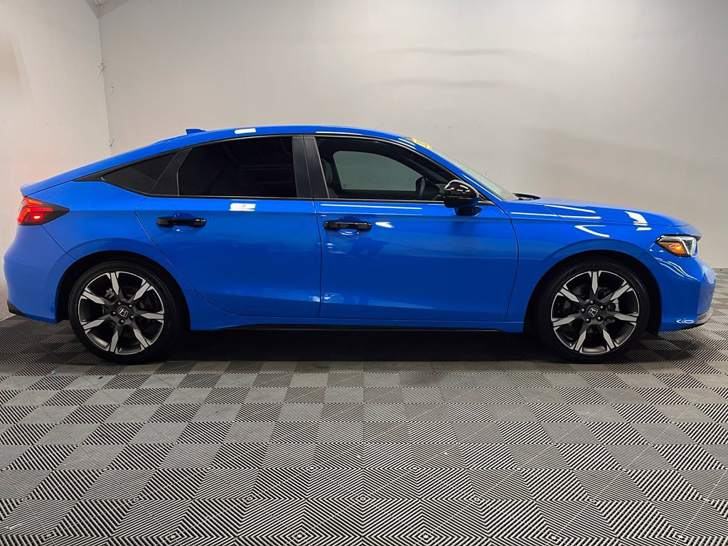 Used 2025 Honda Civic Sport Touring image 4