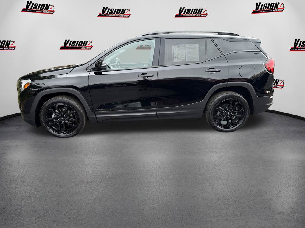 Used 2021 GMC Terrain SLT w/ Infotainment Package II AWD/4WD image 8