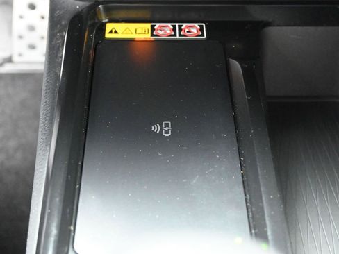 Certified 2025 Toyota Camry SE w/ Convenience Package image 23