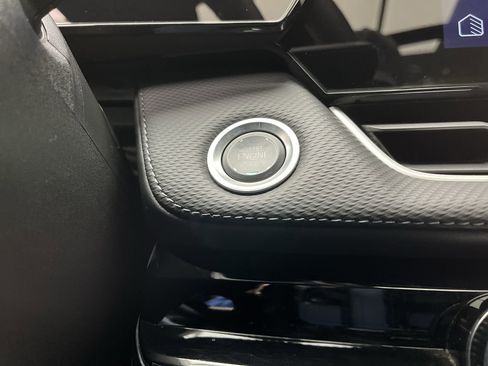 Certified 2025 Chevrolet Equinox LT image 21