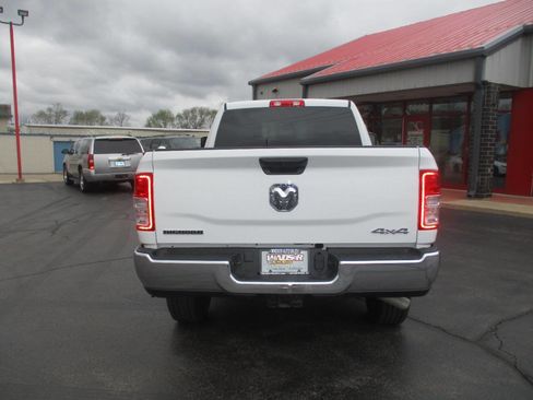Used 2024 RAM 2500 Big Horn w/ Bed Utility Group AWD/4WD image 4