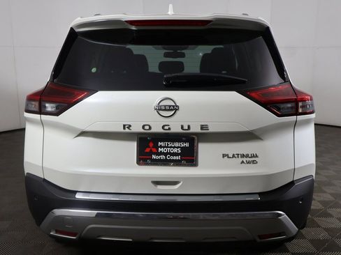 Used 2023 Nissan Rogue Platinum w/ Platinum Premium Package image 15