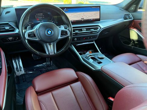 Certified 2023 BMW 330e w/ M Sport Package image 29