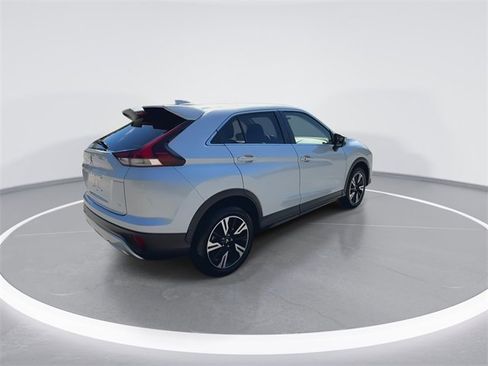 Used 2023 Mitsubishi Eclipse Cross SE image 8