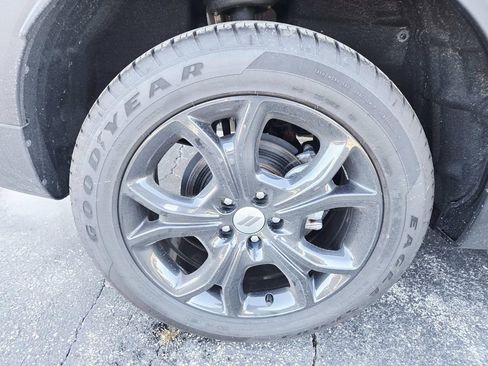 Used 2023 Dodge Hornet GT w/ Tech Pack w/o Parking image 16