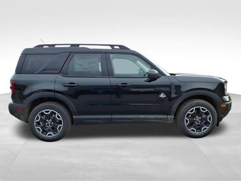 New 2025 Ford Bronco Sport Outer Banks w/ Outer Banks Tech Package+ AWD/4WD image 14