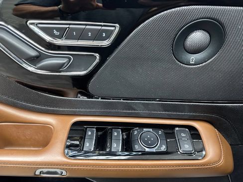 Used 2022 Lincoln Aviator Reserve w/ Elements Package Plus RWD image 33