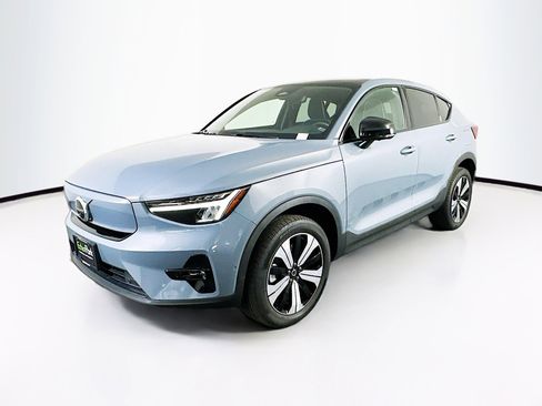 Used 2023 Volvo C40 P8 Recharge Plus w/ Protection Package Premier AWD/4WD image 3