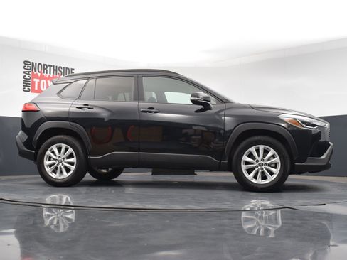 Used 2023 Toyota Corolla Cross LE image 28