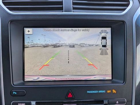 Used 2018 Ford Explorer Sport image 14