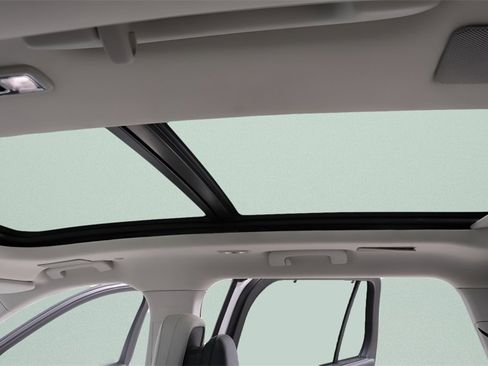 Used 2025 Lincoln Aviator Reserve w/ Equipment Group 201A image 9