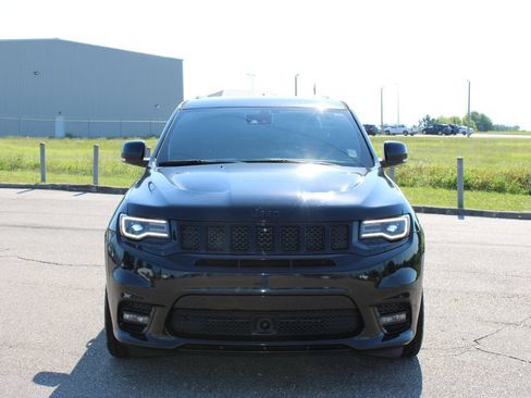 Used 2018 Jeep Grand Cherokee SRT w/ Trailer Tow Group IV AWD/4WD image 4